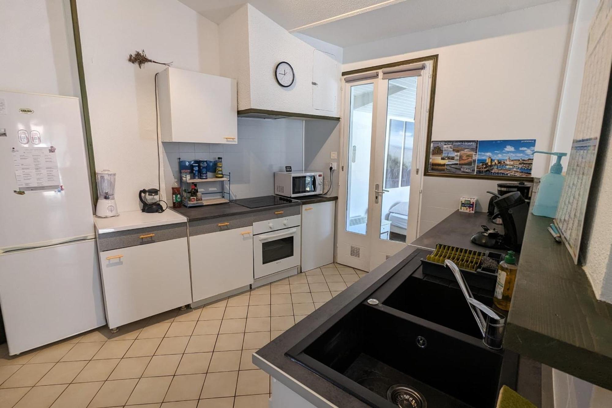 Spacious Nest With Terrace Near The Beach Saint-Hilaire-de-Talmont Luaran gambar