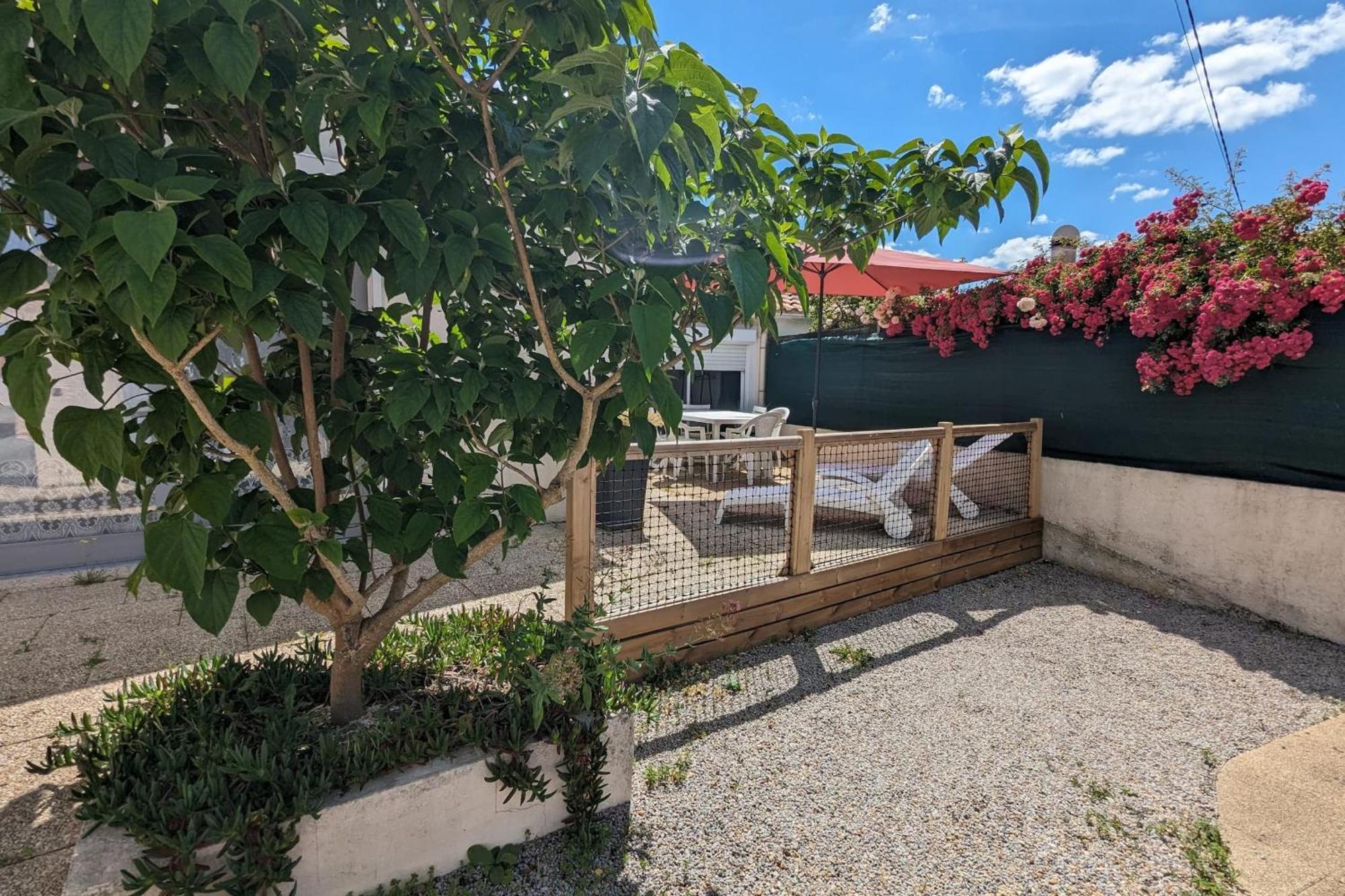 Spacious Nest With Terrace Near The Beach Saint-Hilaire-de-Talmont Luaran gambar